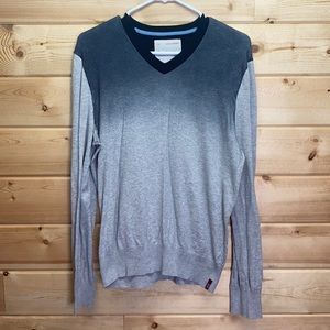 Banana Republic Heritage Ombre Grey V-Neck Sweater Size Medium